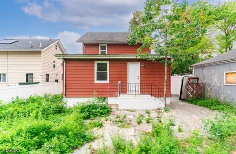 58 Wayne Avenue East Orange NJ 07018