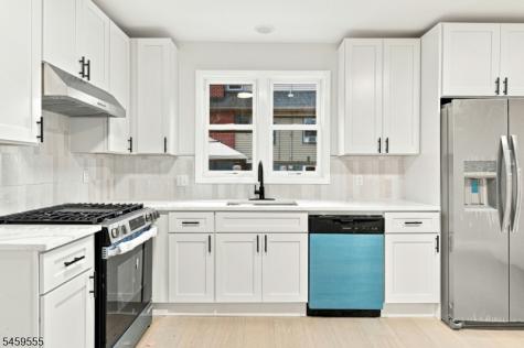 58 Wayne Avenue East Orange NJ 07018