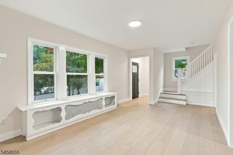58 Wayne Avenue East Orange NJ 07018