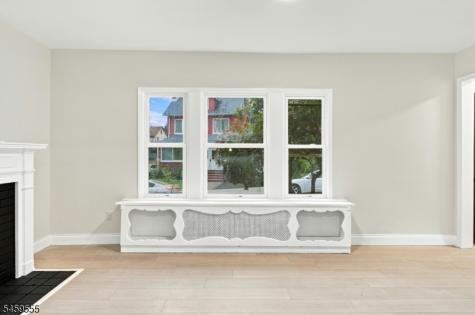 58 Wayne Avenue East Orange NJ 07018