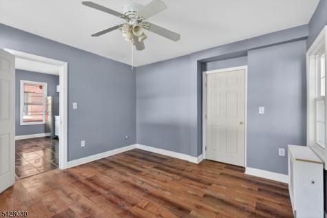 127 Lyons Avenue Newark NJ 07112