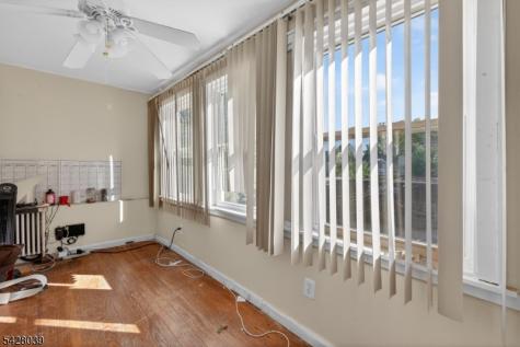 127 Lyons Avenue Newark NJ 07112