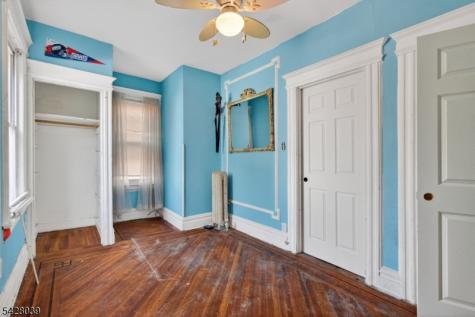 127 Lyons Avenue Newark NJ 07112