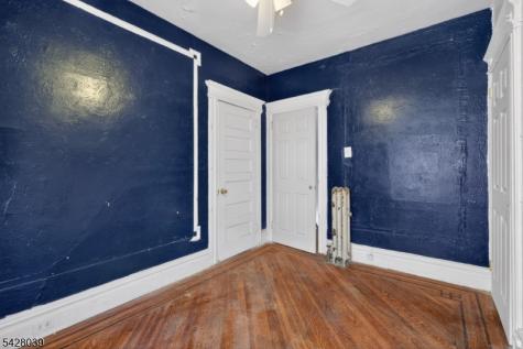 127 Lyons Avenue Newark NJ 07112