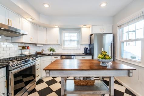 123 Alexander Avenue Montclair NJ 07043