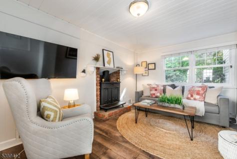 123 Alexander Avenue Montclair NJ 07043