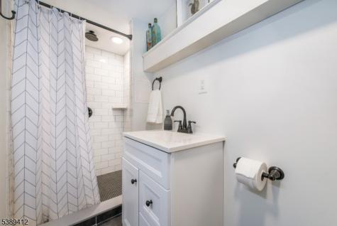 123 Alexander Avenue Montclair NJ 07043