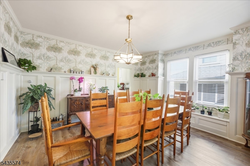33 Morse Avenue East Orange NJ 07017