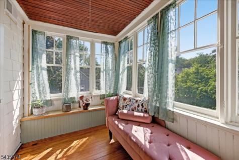 33 Morse Avenue East Orange NJ 07017