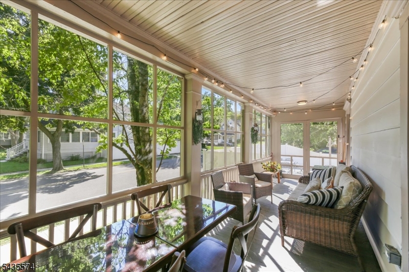 33 Morse Avenue East Orange NJ 07017