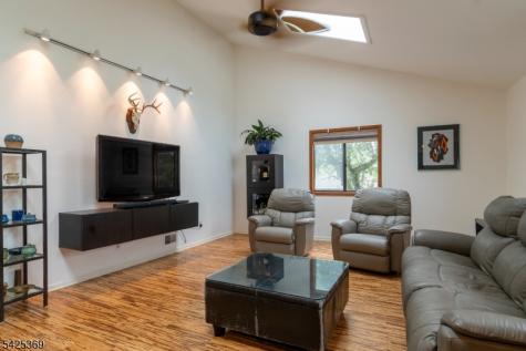 11 Fox Run Road Glen Gardner NJ 08826