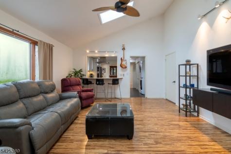 11 Fox Run Road Glen Gardner NJ 08826