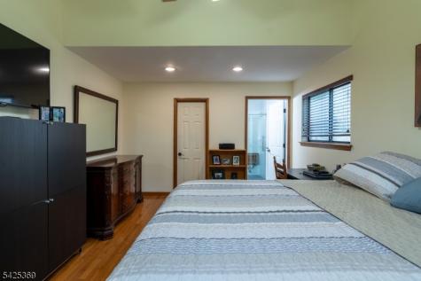 11 Fox Run Road Glen Gardner NJ 08826