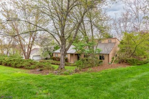 11 Fox Run Road Glen Gardner NJ 08826