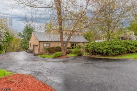 11 Fox Run Road Glen Gardner NJ 08826