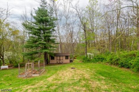 11 Fox Run Road Glen Gardner NJ 08826