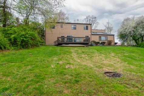 11 Fox Run Road Glen Gardner NJ 08826
