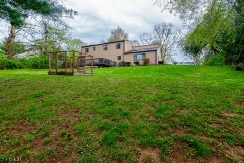 11 Fox Run Road Glen Gardner NJ 08826