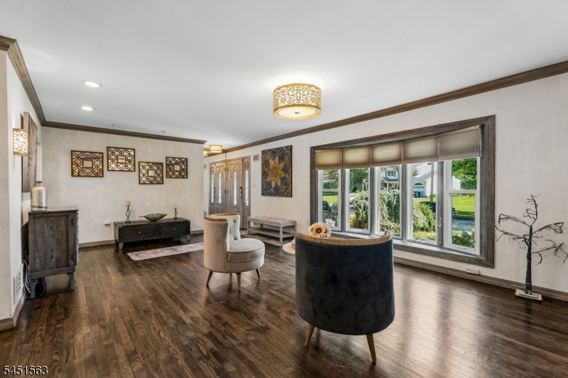 196 Hawthorne Drive Clark NJ 07066