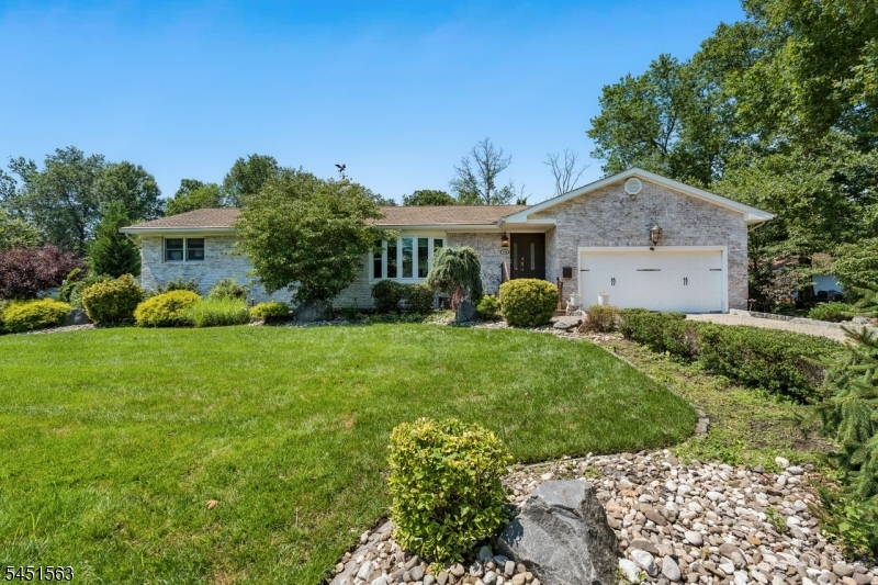 196 Hawthorne Drive Clark NJ 07066