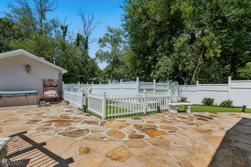 196 Hawthorne Drive Clark NJ 07066
