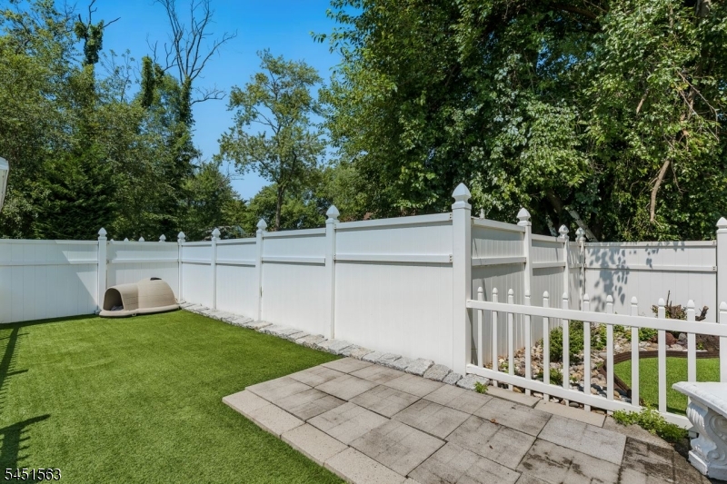 196 Hawthorne Drive Clark NJ 07066