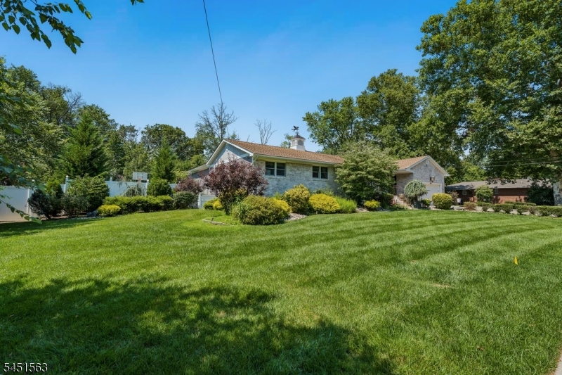 196 Hawthorne Drive Clark NJ 07066