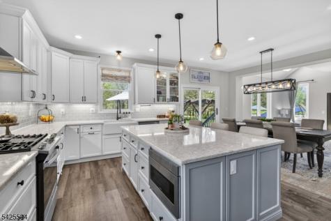 15 Sweney Court Hillsborough NJ 08844