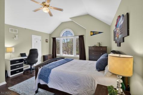 15 Sweney Court Hillsborough NJ 08844
