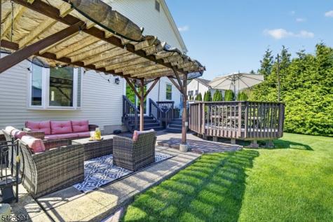 15 Sweney Court Hillsborough NJ 08844