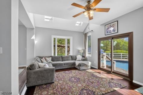 15 Sweney Court Hillsborough NJ 08844