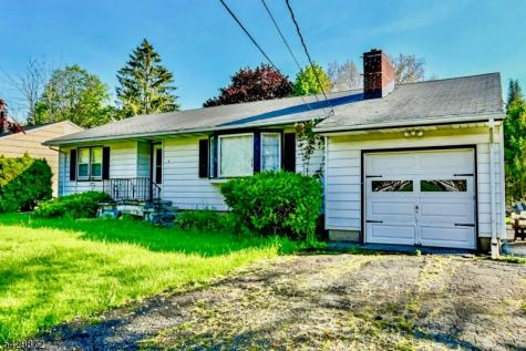5 Gwyneth Road West Milford NJ 07480