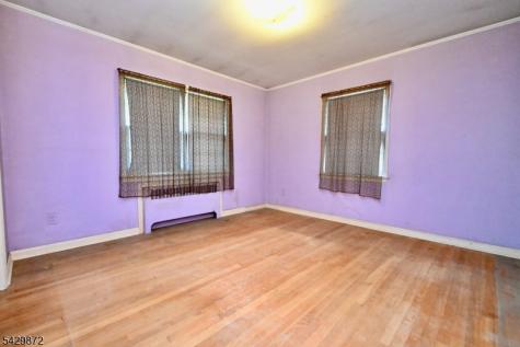 5 Gwyneth Road West Milford NJ 07480