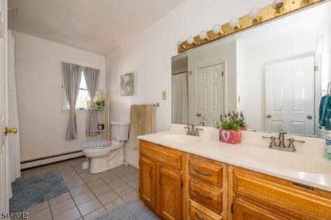 6 May Avenue Pequannock NJ 07444