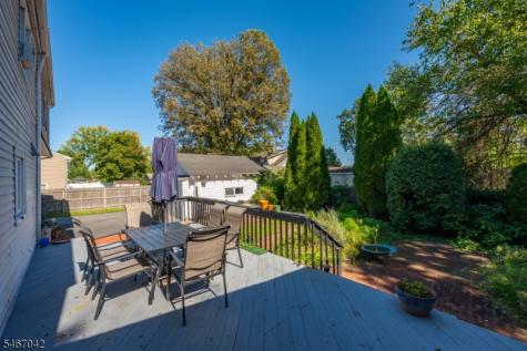 6 May Avenue Pequannock NJ 07444