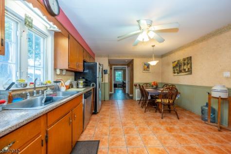 6 May Avenue Pequannock NJ 07444