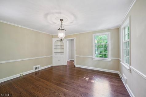 307 Forest Drive South Millburn NJ 07078