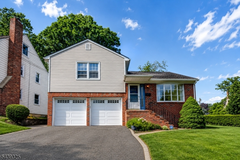 15 Winding Way West Orange NJ 07052