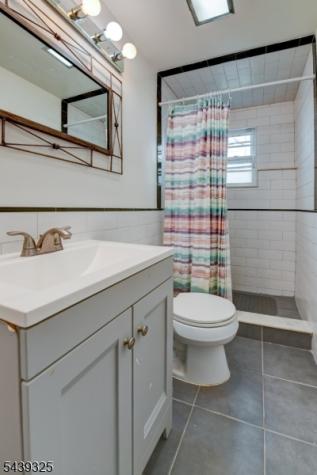15 Winding Way West Orange NJ 07052