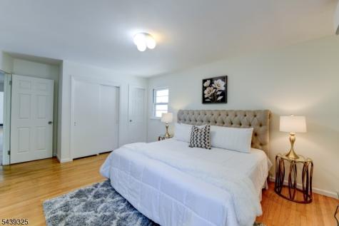 15 Winding Way West Orange NJ 07052