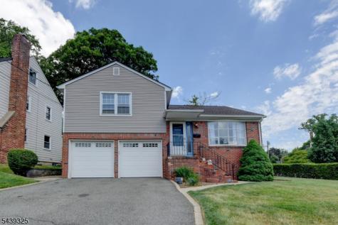 15 Winding Way West Orange NJ 07052