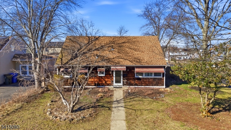 77 W Arthur Place Woodbridge NJ 08830