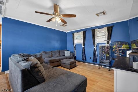 77 W Arthur Place Woodbridge NJ 08830