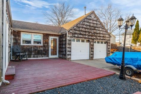 77 W Arthur Place Woodbridge NJ 08830