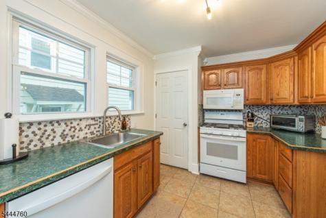 61 Newman Avenue Verona NJ 07044