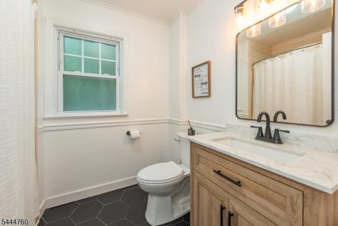61 Newman Avenue Verona NJ 07044