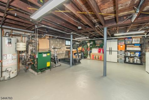 61 Newman Avenue Verona NJ 07044