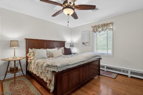 14 Taylor Drive New Brunswick NJ 08901