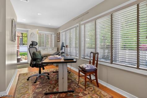 14 Taylor Drive New Brunswick NJ 08901