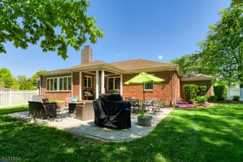 14 Taylor Drive New Brunswick NJ 08901